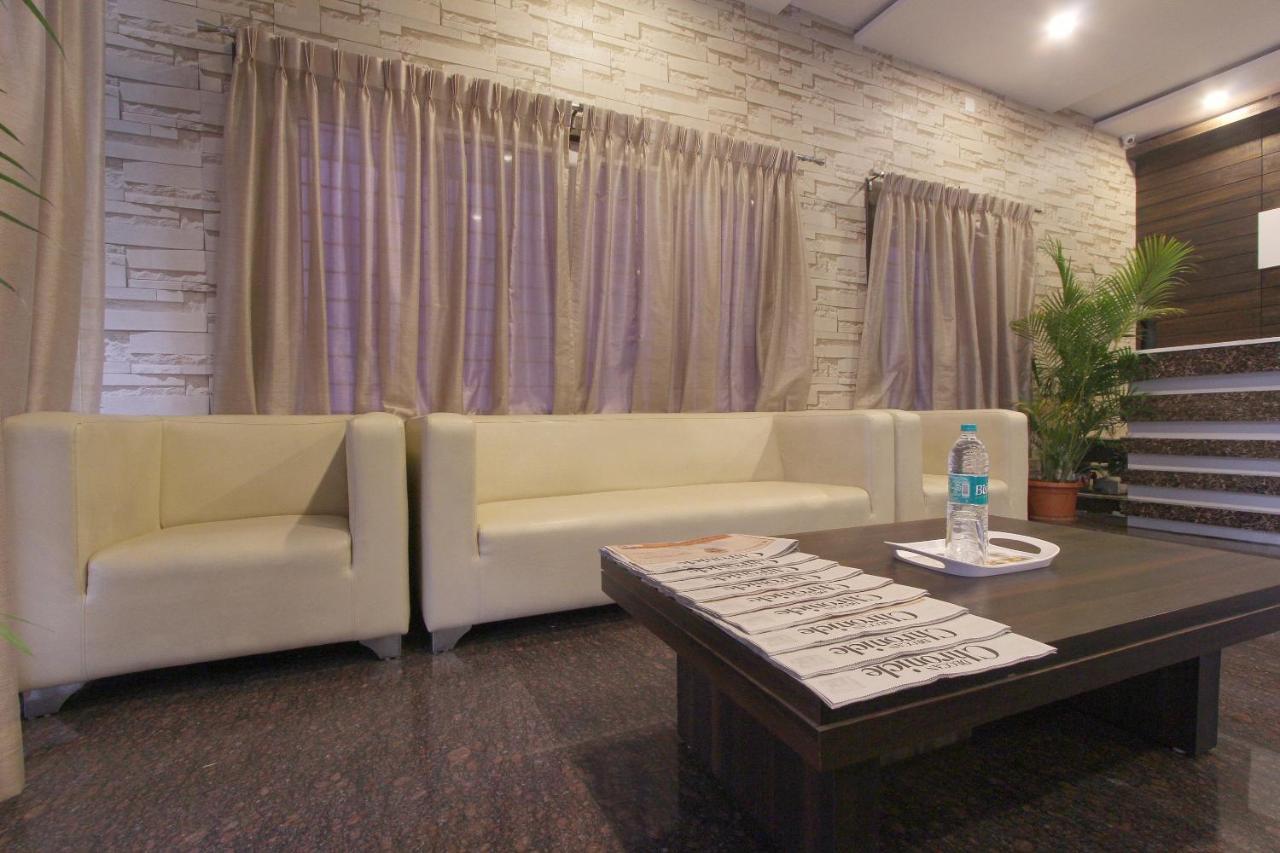 Capital O 70534 Habitat Suites And Rooms Bangalore Exterior foto
