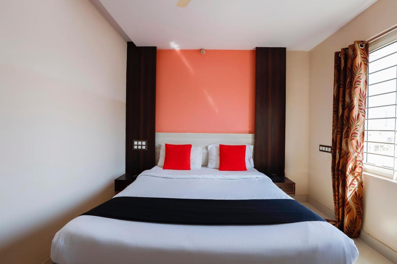 Capital O 70534 Habitat Suites And Rooms Bangalore Exterior foto