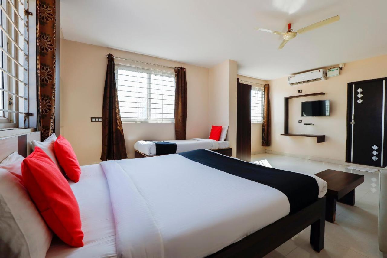 Capital O 70534 Habitat Suites And Rooms Bangalore Exterior foto
