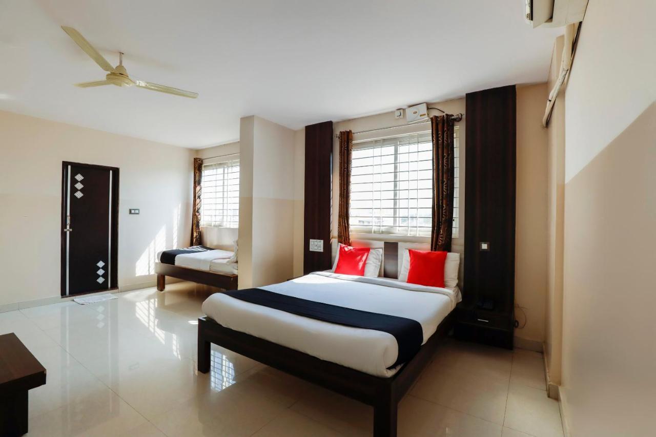 Capital O 70534 Habitat Suites And Rooms Bangalore Exterior foto