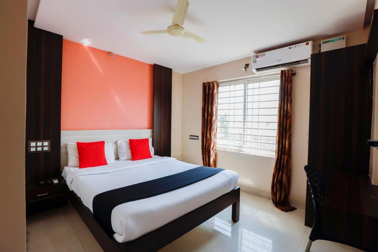 Capital O 70534 Habitat Suites And Rooms Bangalore Exterior foto
